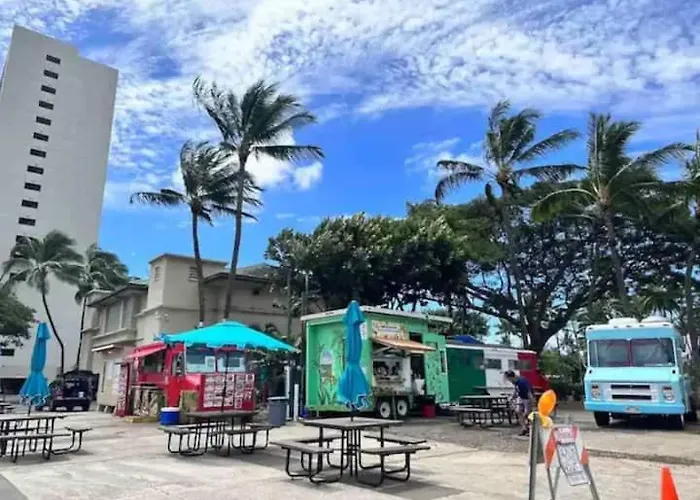 A Cozy Studio At Waikiki